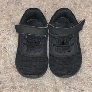 Nike Roshe Toddler shoes